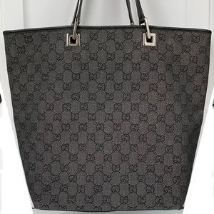 Gucci 🖤 Authentic Vintage GG Black Monogram Canvas Bucket Tote Handbag Medium